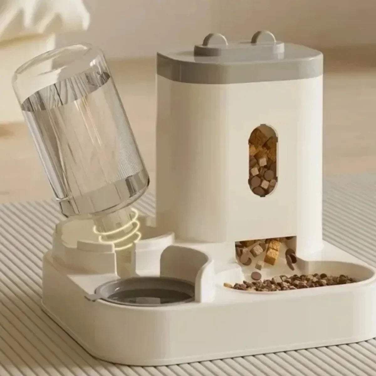 2-in-1 Drinking Fountain & Storage Feeder 🐶🐱